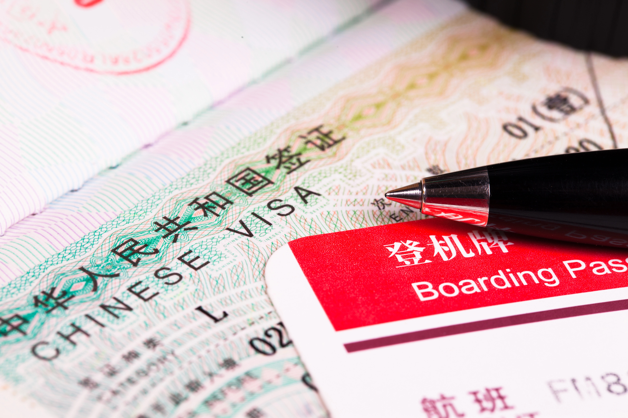Η K visa σηκώνει θύελλα αντιδράσεων στην αγορά εργασίας των νέων