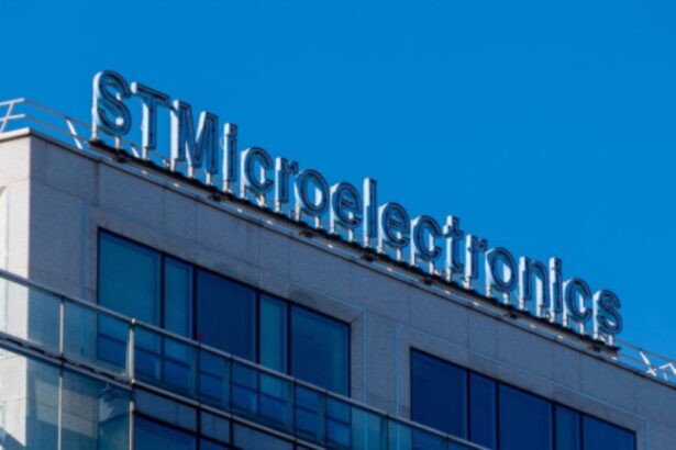 STMicroelectronics–AWS: Συμφωνία πολλών δισ. για προμήθεια τσιπ
